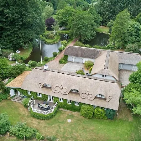 Villa Luxurious Country House With Unique Atmosphere Fredericia